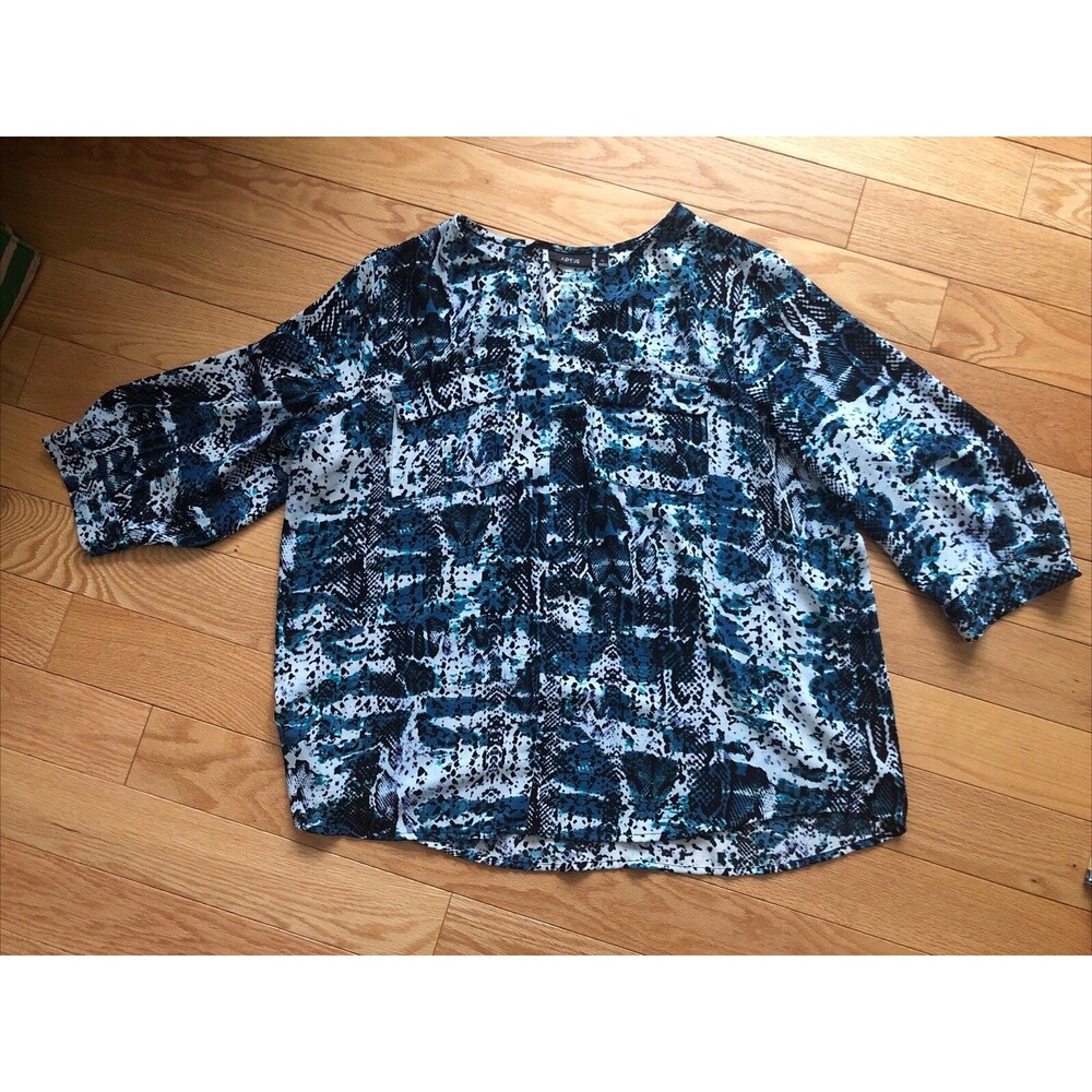 Apt. 9 Womens Top XL Blouse 2 Pocket Pullover Blue Black White‎